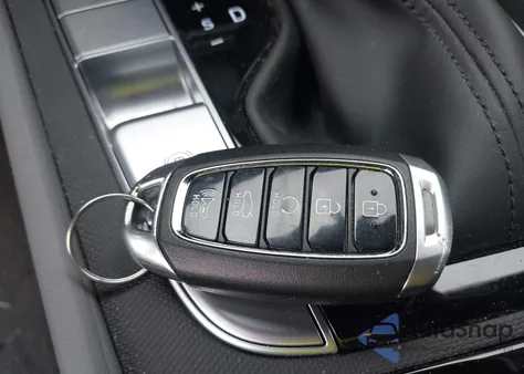 2023 Hyundai Elantra Sel z USA, uszkodzony, nr VIN KMHLS4AG9PU428383